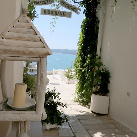 Piazzetta Petrone Apartments + Parking Vieste Luaran gambar