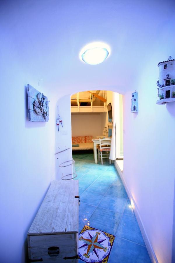 Piazzetta Petrone Apartments + Parking Vieste Luaran gambar