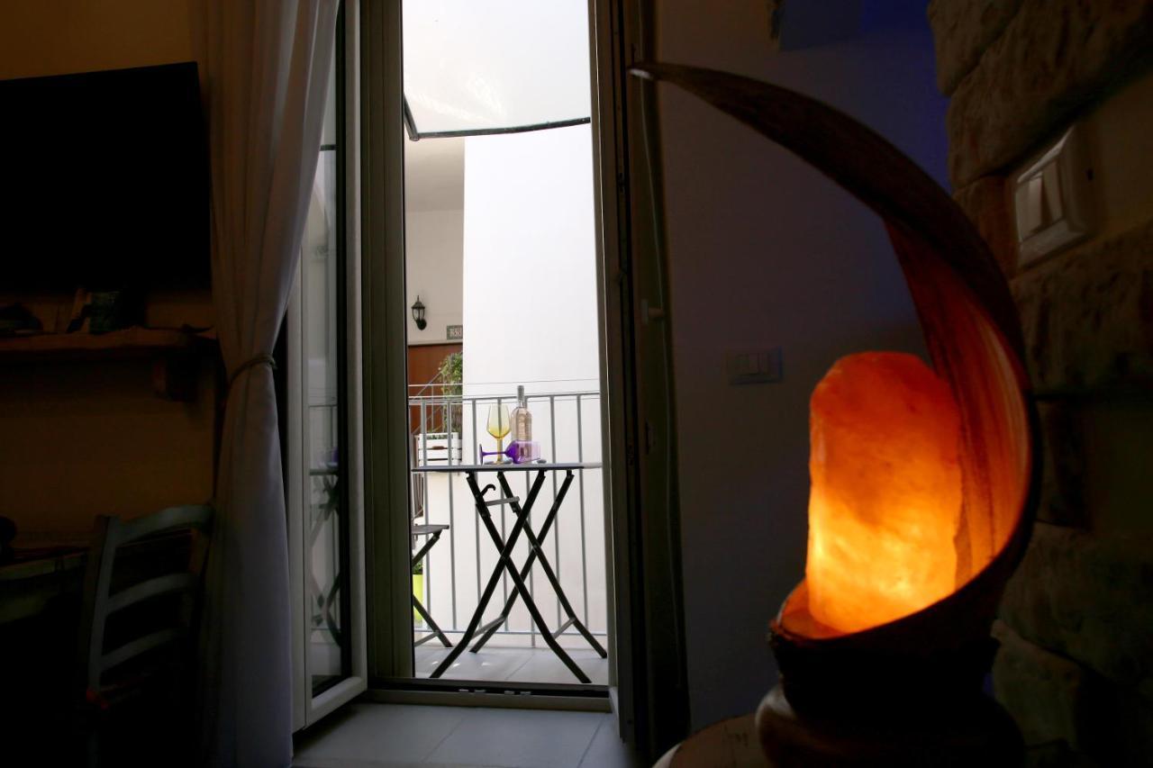 Piazzetta Petrone Apartments + Parking Vieste Luaran gambar