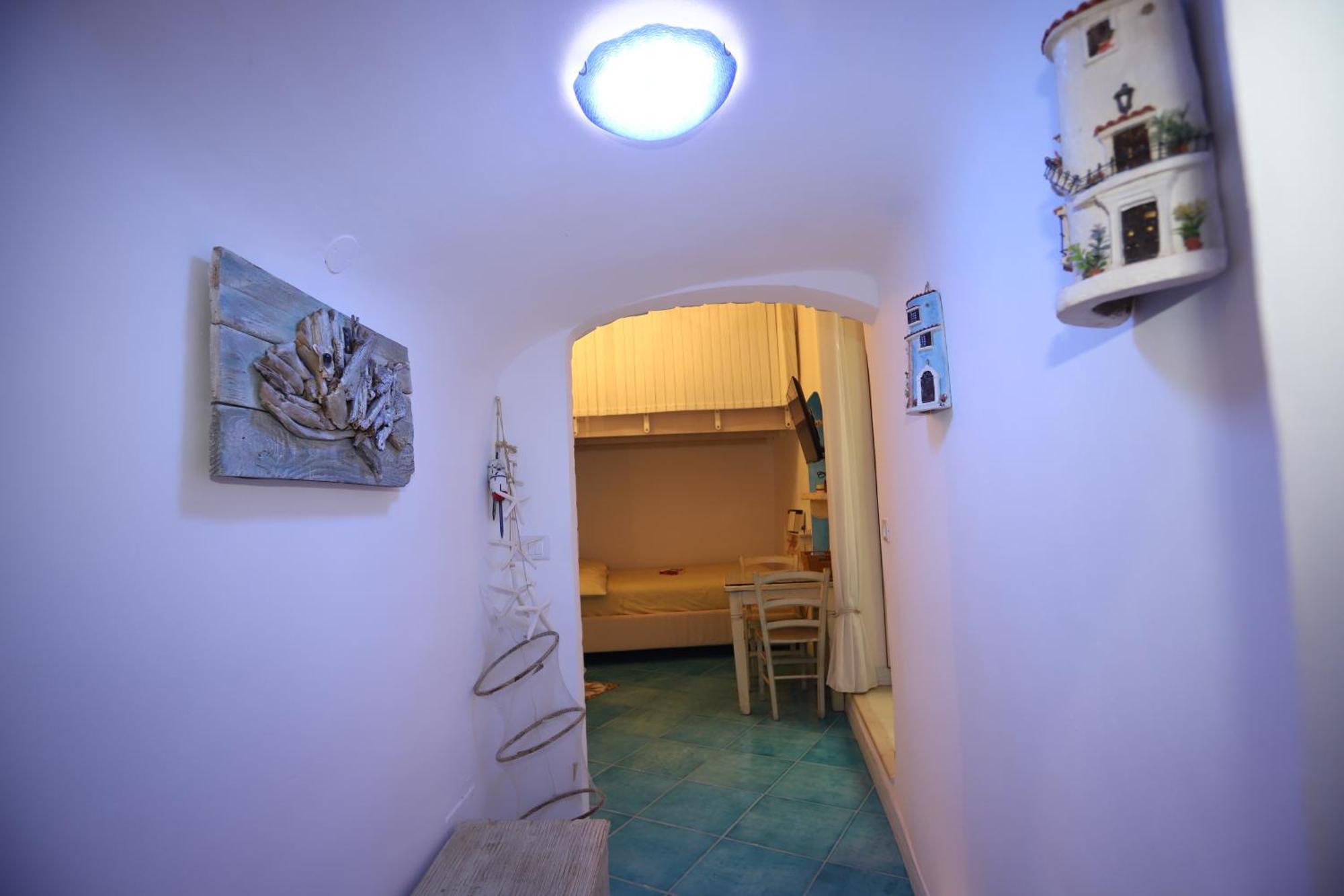 Piazzetta Petrone Apartments + Parking Vieste Luaran gambar