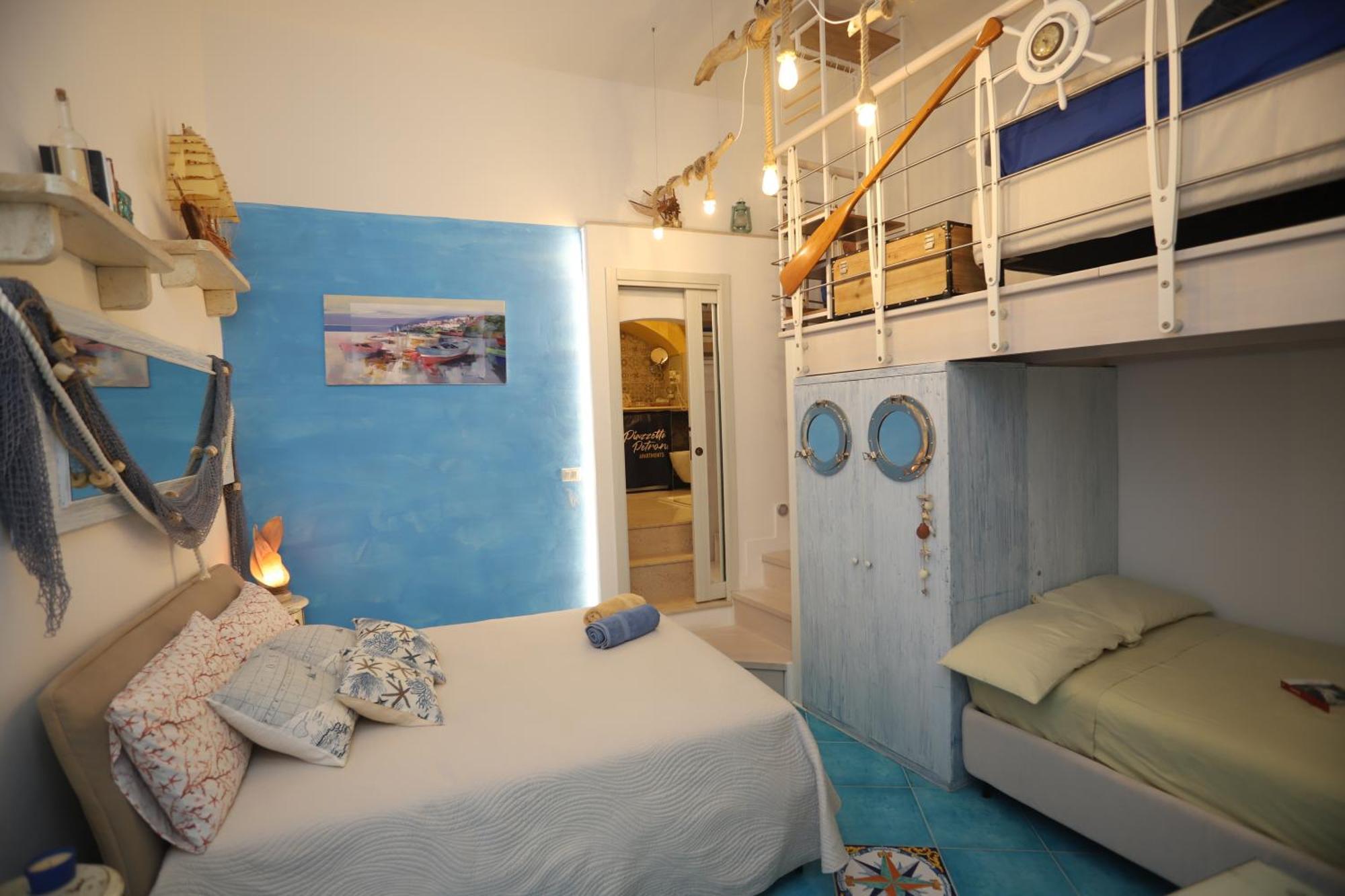 Piazzetta Petrone Apartments + Parking Vieste Luaran gambar